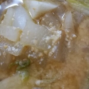 【離乳食後期】6種の野菜と麩の味噌汁